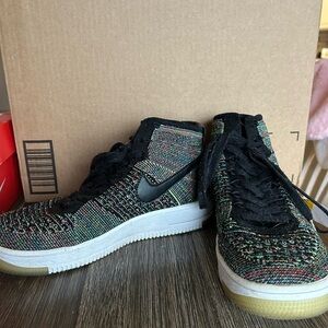 Nike Air Multicolor Knit High-Tops